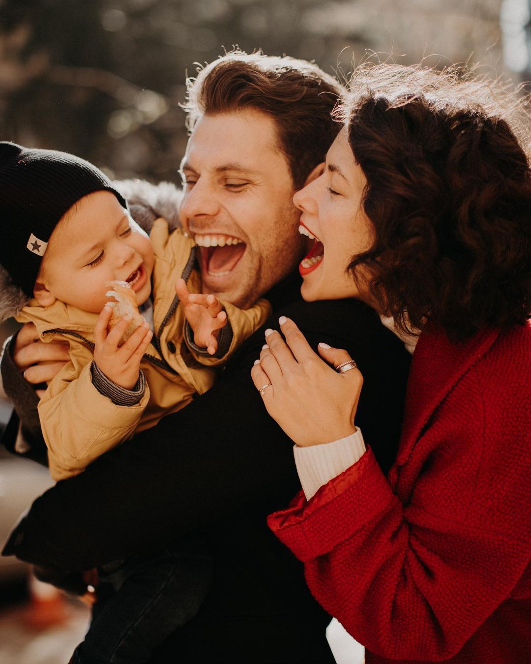 Мої: зірка &quot;Танців з зірками&quot; зворушив знімком з дружиною і сином